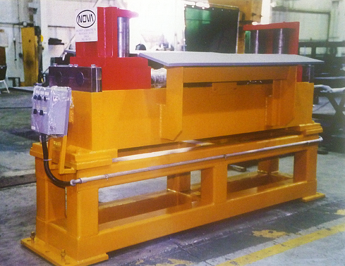 Nova Entry Side Guide Table, Breaker Roll & Crop Shear